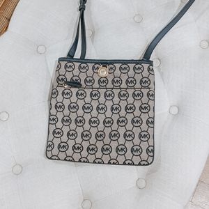 Michael kors Kempton crossbody bag